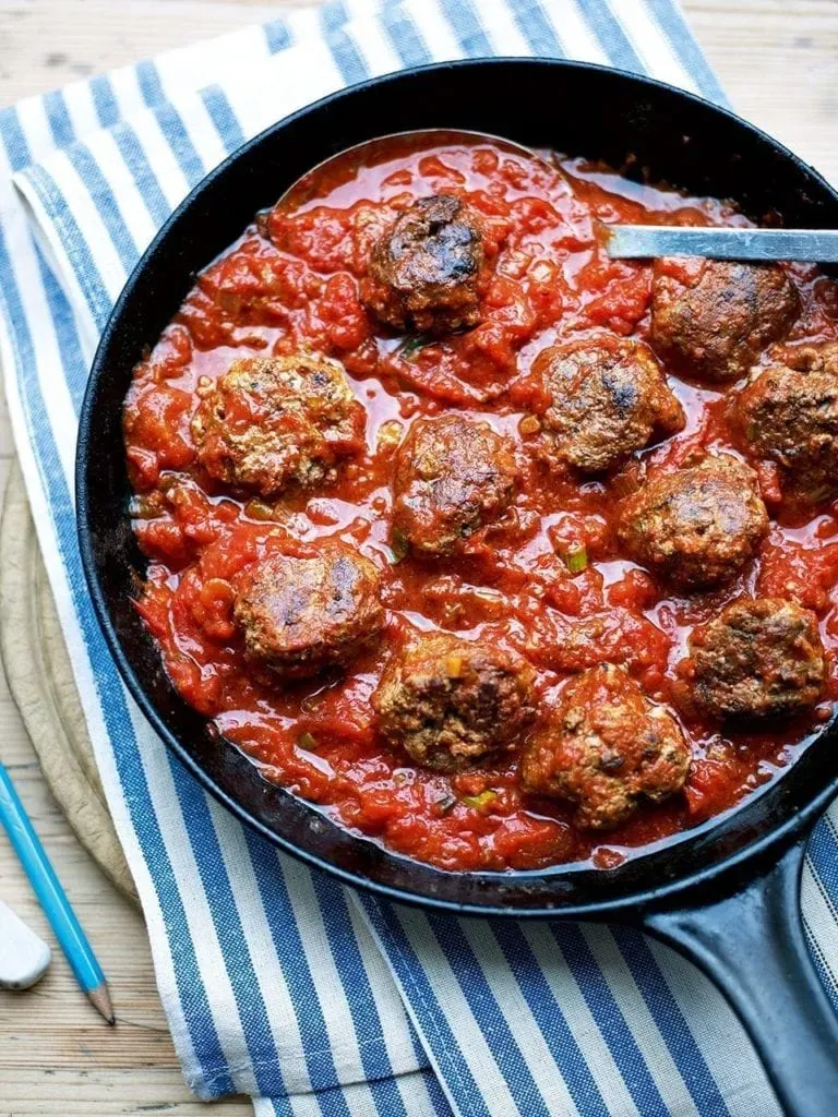 Easy italian meatball sauce recipe uk for Busy Nights
