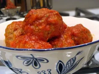 Easy & Amazing: Your mama's italian meatball recipe