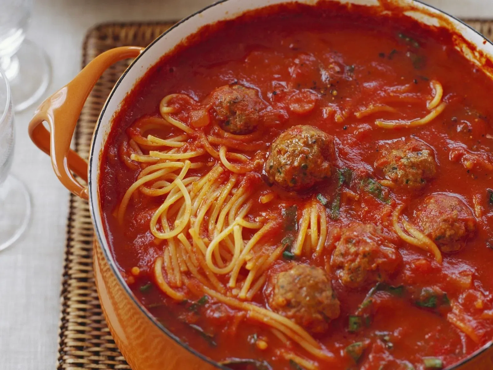 Ultimate recipe for spaghetti and meatballs with tomato sauce