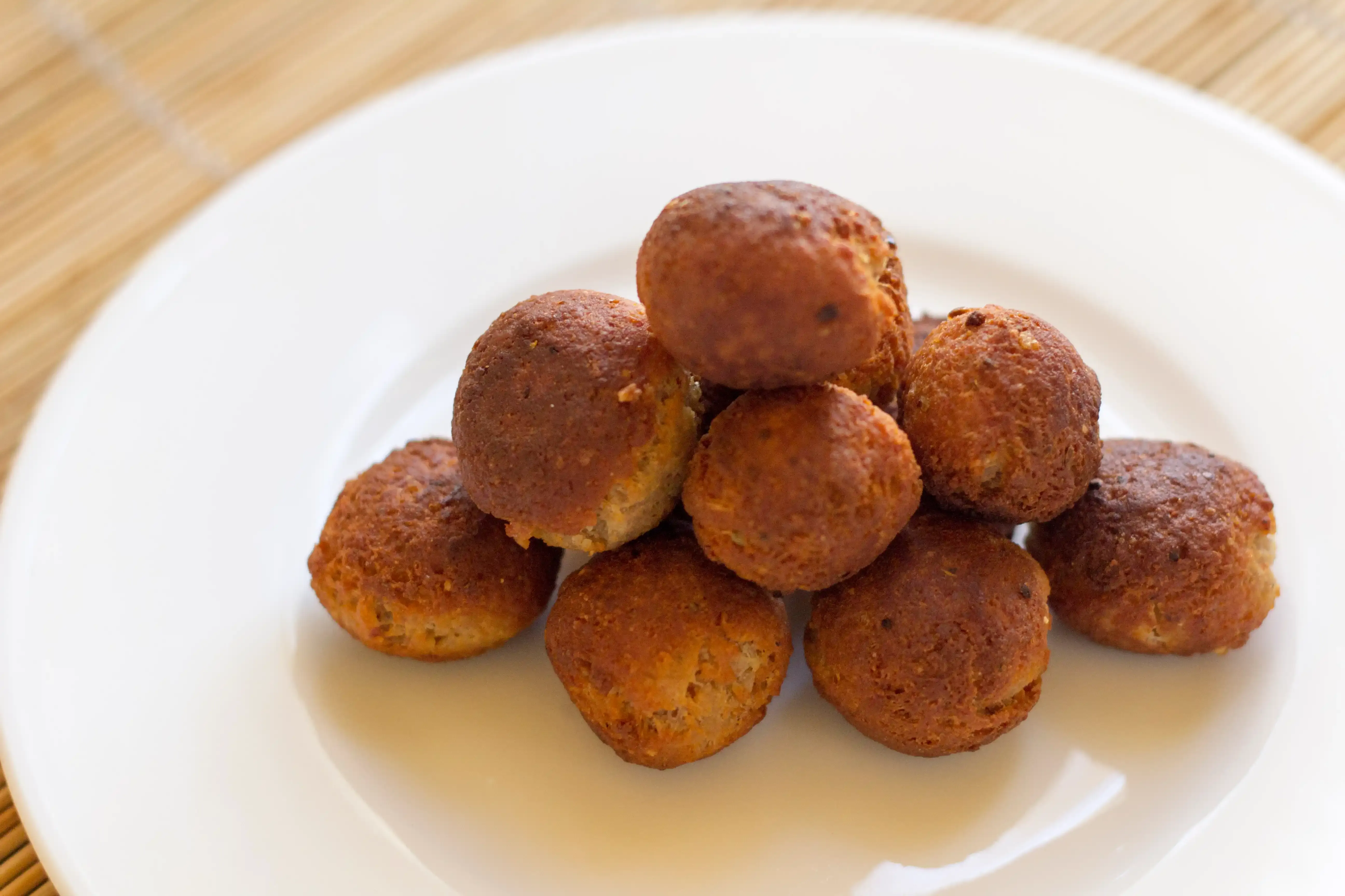 Slow Cooker vs. Stovetop: Cooking Your Italian Meatball Appetizer Recipe