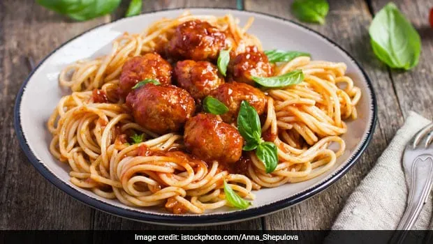 Easy & Delicious spaghetti and lamb meatballs recipe