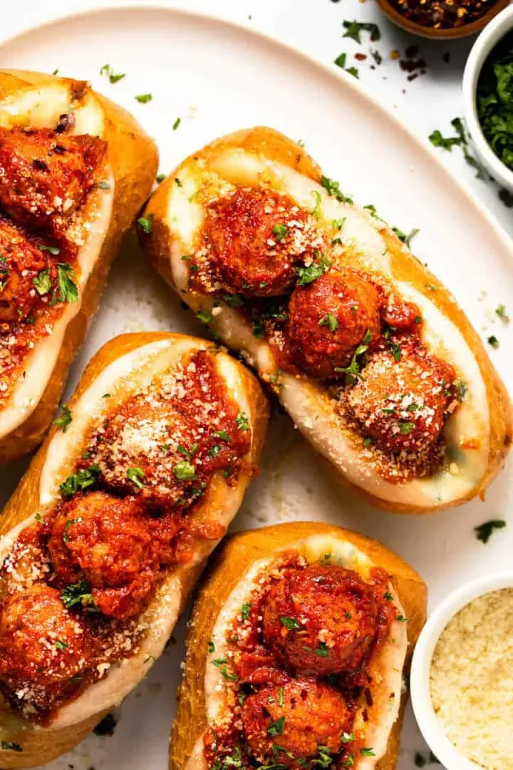 Tips and Tricks for the Juiciest Best Italian Meatball Recipe with Bread