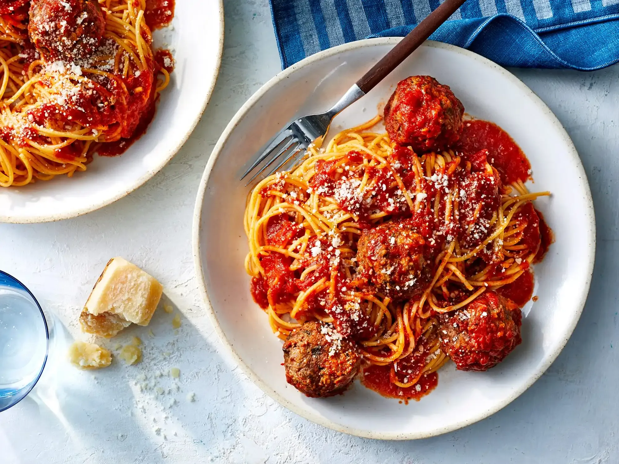 Whipping Up the Simple Tomato Sauce for Easy Spaghetti and Meatballs